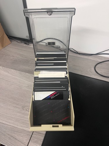 Vintage floppy disk - 5.25",